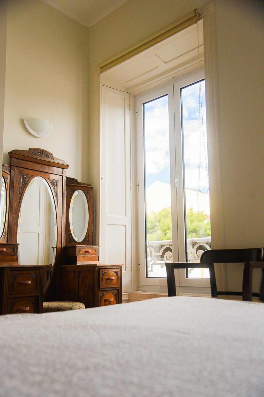In53 Guest House Понта-Делгада Екстер'єр фото